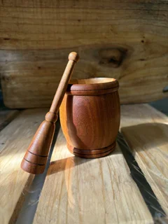 هاونگ چوبی از نکای جلو